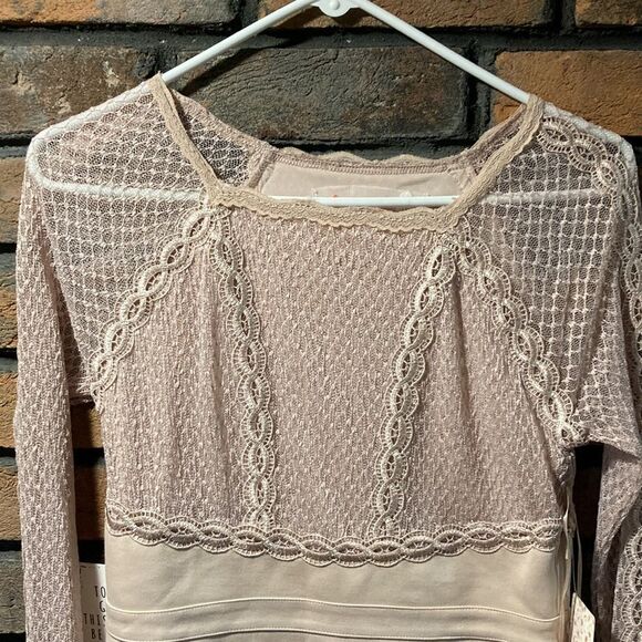 Women’s Free People Mixed Media Lace and Mesh Bodycon Dress Size Small Pink NWT - Picture 4 of 9